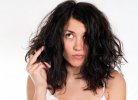 Как восстановить поврежденные и сухие волосы в салоне и дома