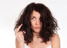 Что следует делать если кончики волос сухие?