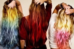 Девушки с цветными волосами